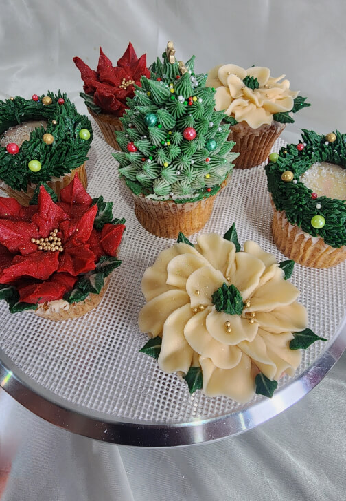 Christmas Floral Cupcake Bouquet Workshop