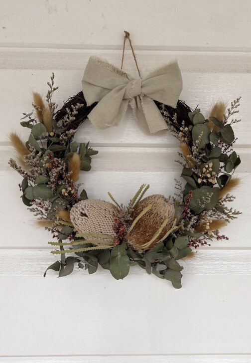 Christmas Floral Wreath. Workshop