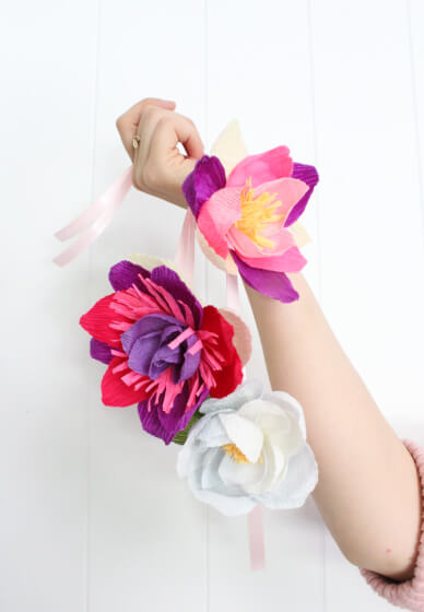 Festive Flower Ornaments Workshop