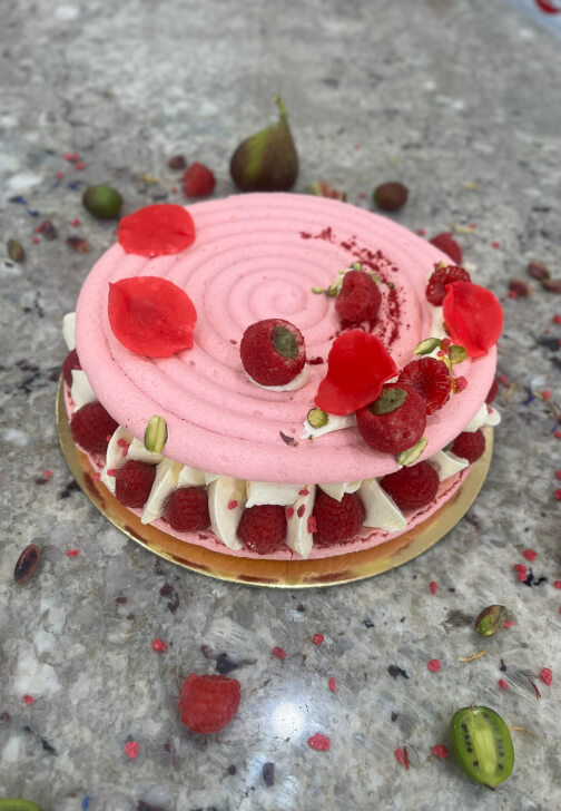 Macaron Class, from Bite Size to Decadent Gateau Class