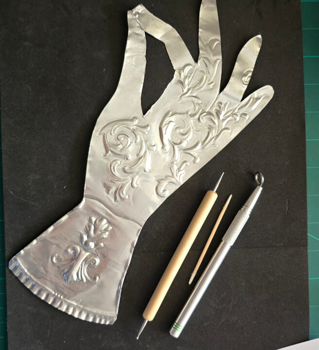 Metal Embossing Workshop: Day of the Dead Catrina Skull