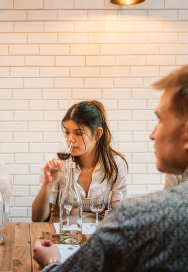 Oyster and Wine Tasting Experience