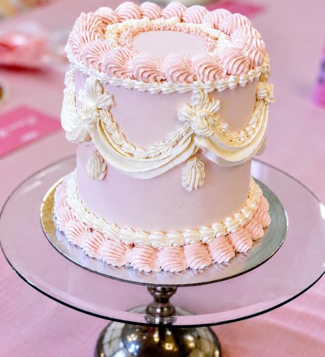 Vintage Buttercream Cake Decorating Class