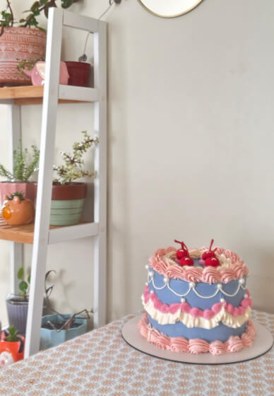 Vintage Cake Decorating Class