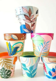 Ceramics for Corporate Team Building - Paint a Pot and Sip Class