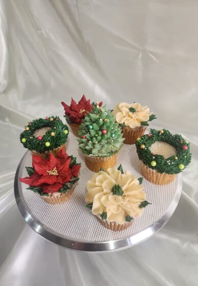 Christmas Floral Cupcake Bouquet Workshop