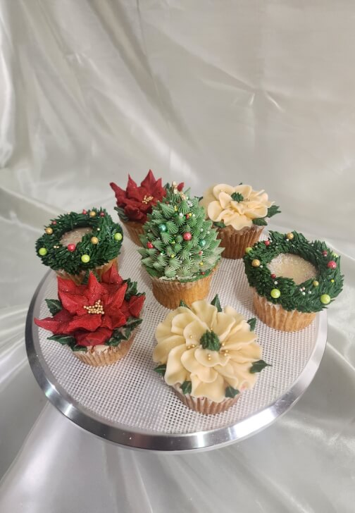 Christmas Floral Cupcake Bouquet Workshop