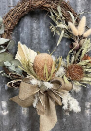 Christmas Floral Wreath. Workshop