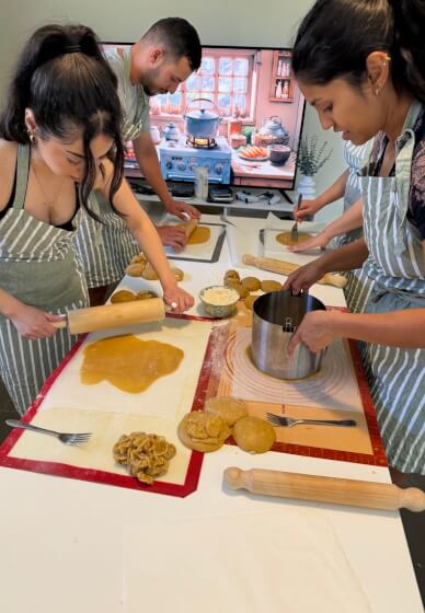 Christmas Honey Cake Baking and Decorating Workshop