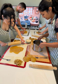 Christmas Honey Cake Baking and Decorating Workshop