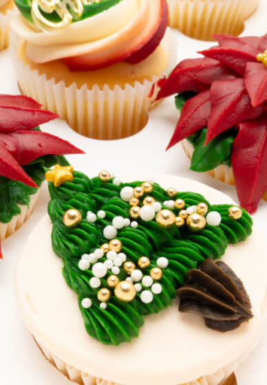 Deck the Halls Cupcake Class