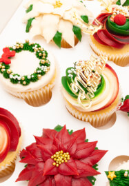 Deck the Halls Cupcake Class