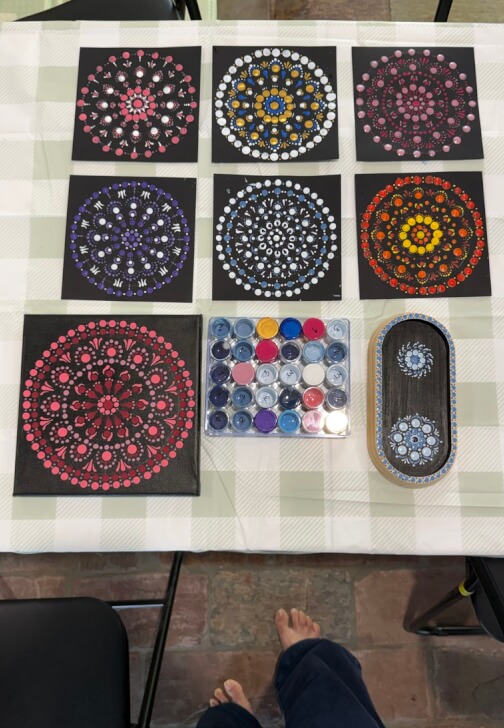 Painting class in Springwood, NSW