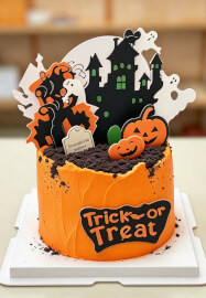 Festive Cake Decorating Class: Halloween Cake
