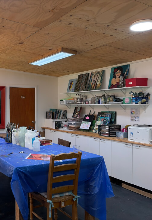 Painting class in Monbulk with Senoritas' Art Workshop