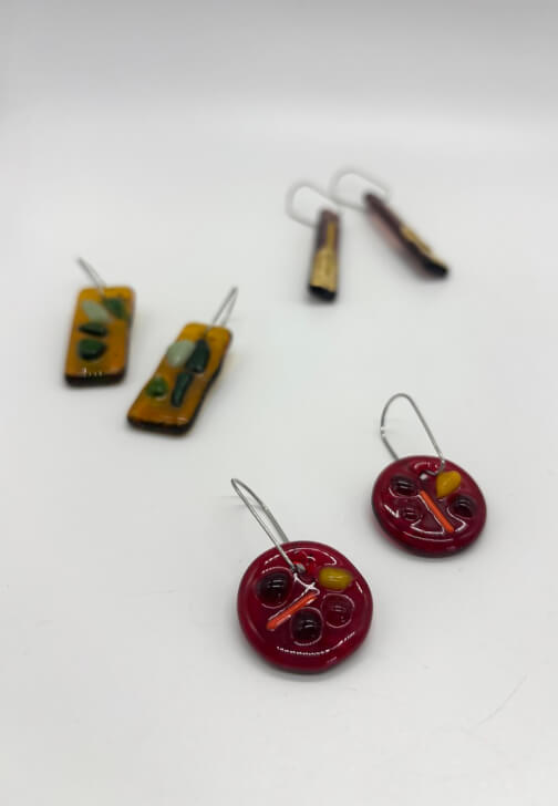 Jewellery Making class in Fyshwick with Glass Room Canberra