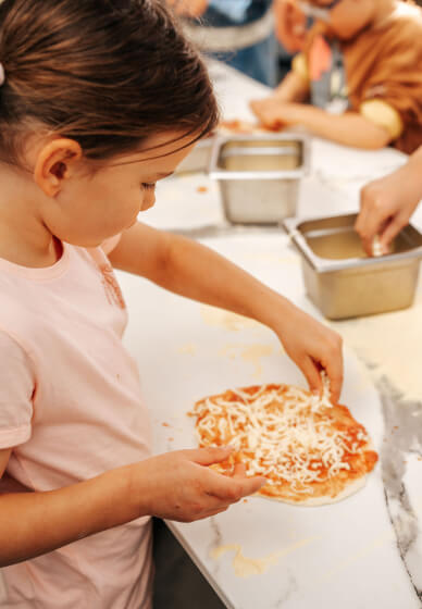 Kids Christmas Pizza Making Class - Enzo's Cucina Macarthur