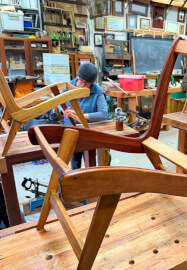 Mid-Century Modern Chair Workshop