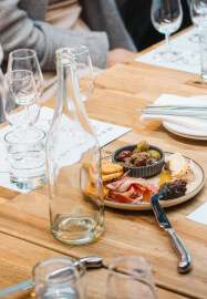 Oyster and Wine Tasting Experience