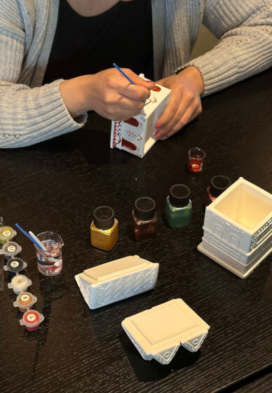 Paint and Pour: Christmas Candle Making Workshop