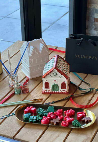 Paint and Pour: Christmas Candle Making Workshop