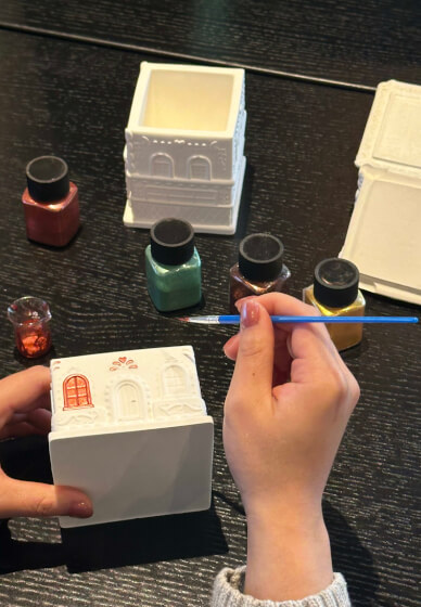 Paint and Pour: Christmas Candle Making Workshop