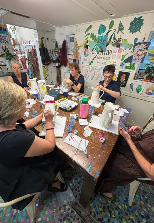 Pottery class in Bardon