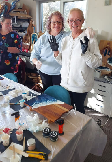 Resin Ocean Wave Cheeseboard Workshop