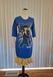 Turn a Tshirt Into a Dress Class
