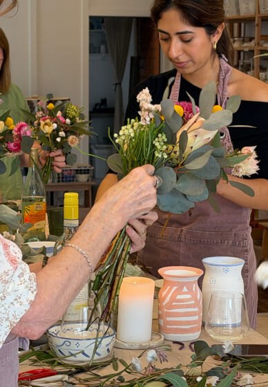 Vase Painting and Native Posy Workshop
