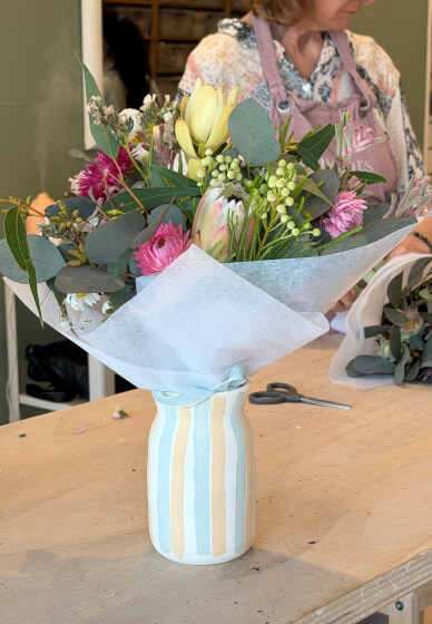 Vase Painting and Native Posy Workshop