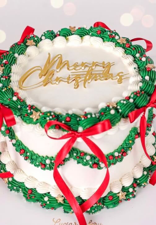 Vintage Christmas Butter Icing Cake Decorating Class