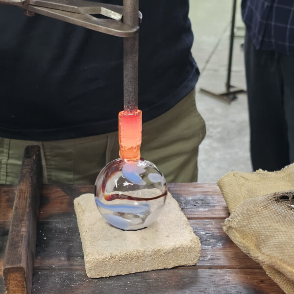 Beginners' Glassblowing Workshop review by Aparna Naik - Melbourne