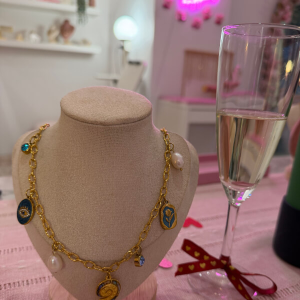 Gold Charm Bar and Workshop: Design Your Own Jewellery review by Vivienne Wisniewski - Melbourne