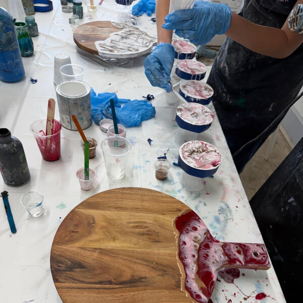 Resin Art Class: Cheeseboard and Coasters review by Janet Ross - Sydney