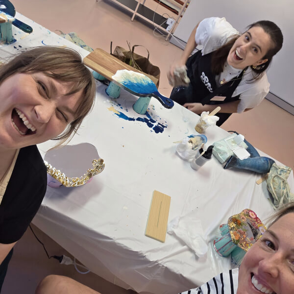 Resin Art Class: Mirror Design review by Leanne Hewes - Sydney