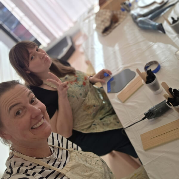 Resin Art Class: Mirror Design review by Leanne Hewes - Sydney