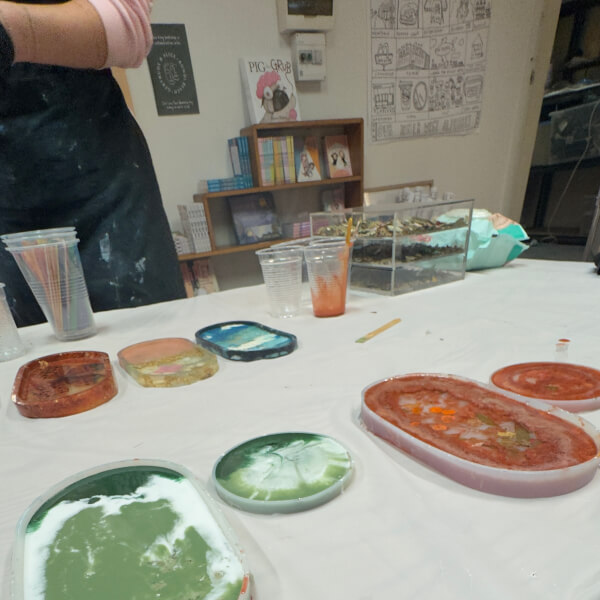 Resin Art Class: Trinket Tray and Coaster review by Jamila Ayoub - Sydney