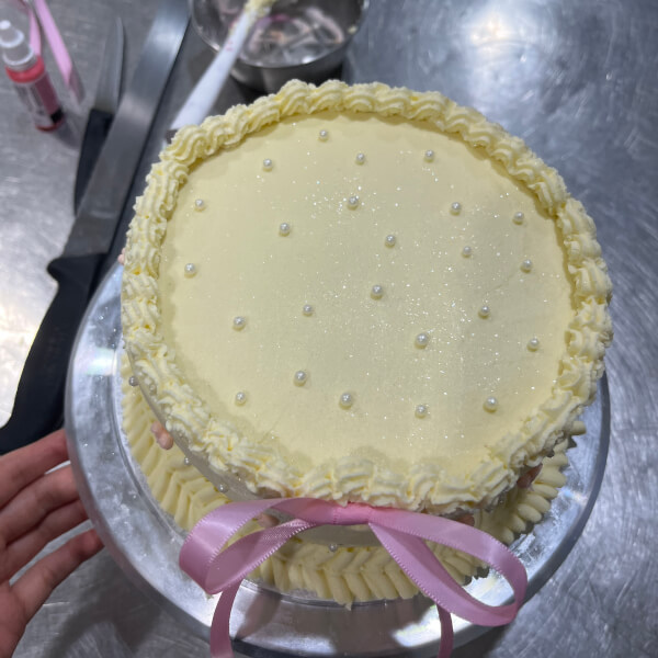 Vintage White Chocolate Piping Cake Class review by Jamie Kanawati - Sydney